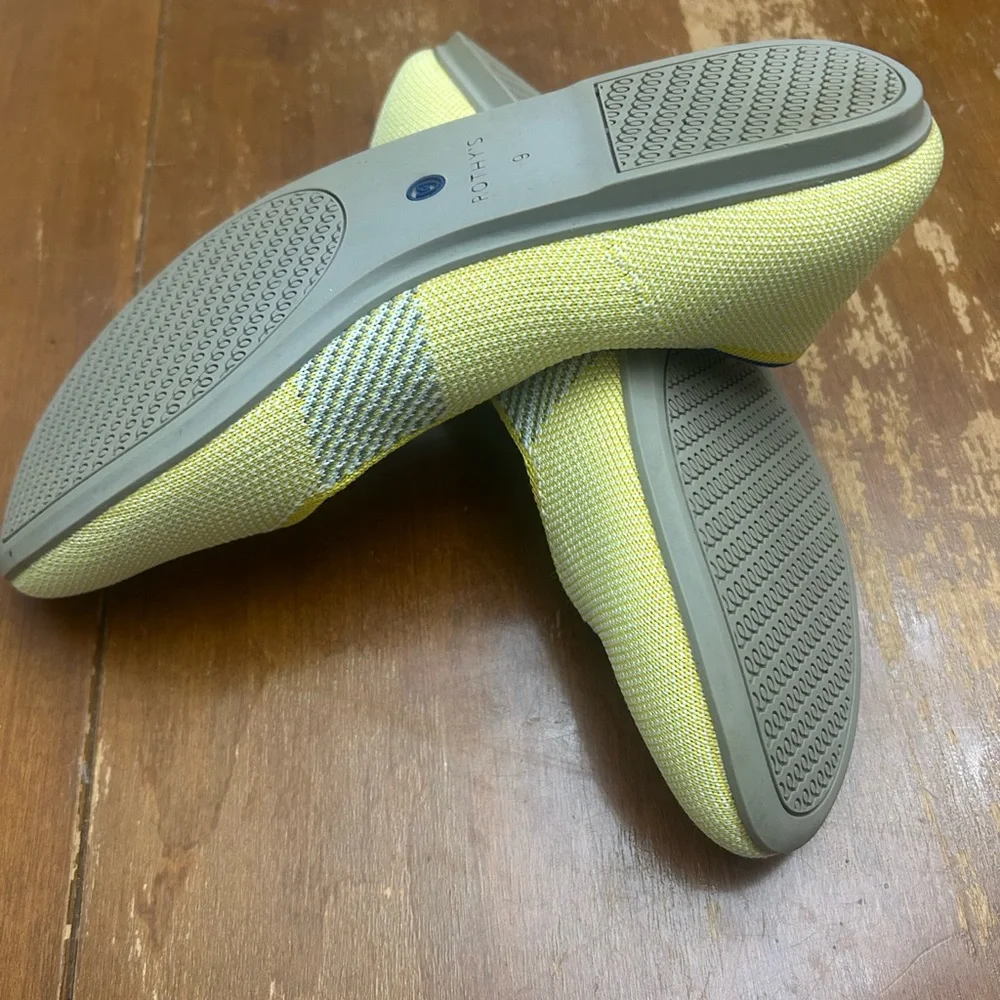 Yellow Rothy’s size 9 - Picture 3 of 4